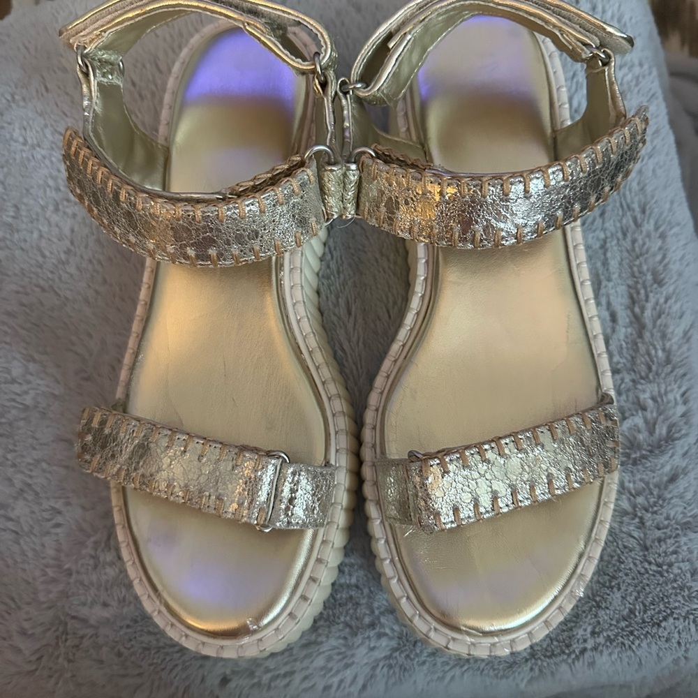 Dolce Vita Metallic Gold Strappy Sandals 10